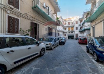 Edificio all\'aperto - Appartamento Viale Vittorio Veneto
 
12, Catania - foto 38