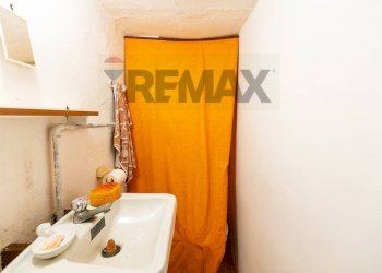 Bagno - Apartment Viale Vittorio Veneto
 
12, Catania - photo 47