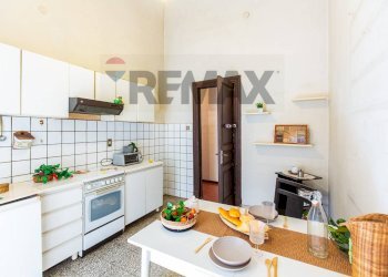 Cucina - Apartment Viale Vittorio Veneto
 
12, Catania - photo 58