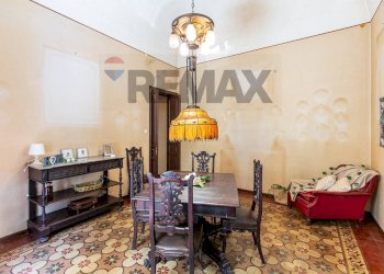 Sala da pranzo - Apartment Viale Vittorio Veneto
 
12, Catania - photo 69