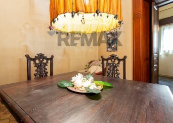 Sala da pranzo - Apartment Viale Vittorio Veneto
 
12, Catania - photo 84