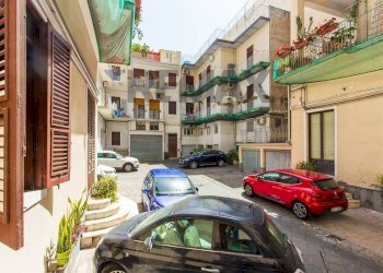 Edificio all\'aperto - Apartment Viale Vittorio Veneto
 
12, Catania - photo 85