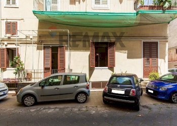 Edificio all\'aperto - Apartment Viale Vittorio Veneto
 
12, Catania - photo 88