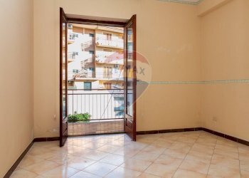 Stanza vuota - Trilocale Via Richard Wagner
 
54, Acireale - foto 16