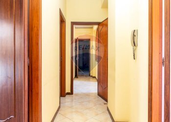 Hall / corridoio - Trilocale Via Richard Wagner
 
54, Acireale - foto 18