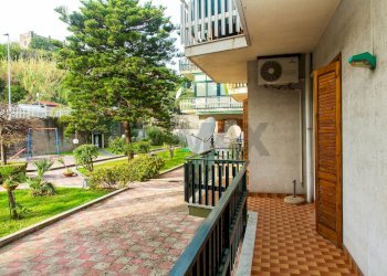 Balcone - Appartamento via petralia
 
115, Aci Catena - foto 4