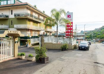 Edificio all\'aperto - Appartamento via petralia
 
115, Aci Catena - foto 15