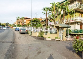 Edificio all\'aperto - Appartamento via petralia
 
115, Aci Catena - foto 16