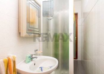 Bagno - Appartamento via petralia
 
115, Aci Catena - foto 35