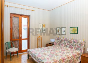 Camera / camera da letto - Appartamento via petralia
 
115, Aci Catena - foto 42
