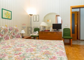 Camera / camera da letto - Appartamento via petralia
 
115, Aci Catena - foto 43