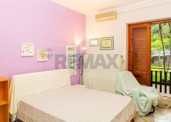 Camera / camera da letto - Appartamento via petralia
 
115, Aci Catena - foto 48