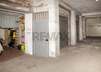 Parcheggio - Appartamento via petralia
 
115, Aci Catena - foto 51