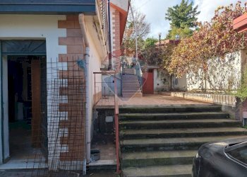 Edificio all\'aperto - Villa paladino
 
6, Viagrande - foto 5