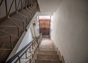 Scale - Casa indipendente via Vittorio Veneto
 
237, Grammichele - foto 5