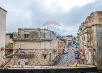 Balcone - Casa indipendente via Vittorio Veneto
 
237, Grammichele - foto 8