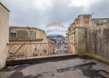 Terrazza - Casa indipendente via Vittorio Veneto
 
237, Grammichele - foto 11