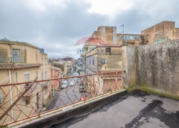 Terrazza - Casa indipendente via Vittorio Veneto
 
237, Grammichele - foto 13