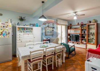 Cucina - Villa a Schiera Via Vampolieri
 
10, Aci Catena - foto 2