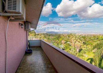 Balcone - Villa a Schiera Via Vampolieri
 
10, Aci Catena - foto 40