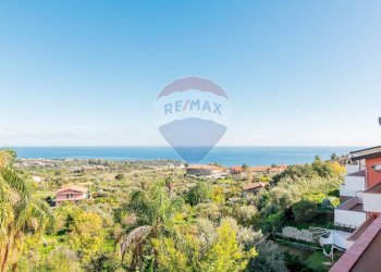 Vista dell\'acqua - Villa a Schiera Via Vampolieri
 
10, Aci Catena - foto 43