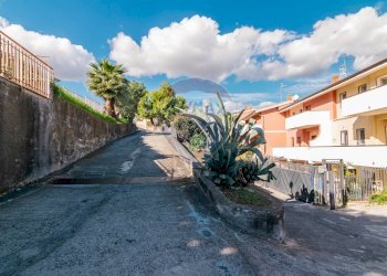 Edificio all\'aperto - Villa a Schiera Via Vampolieri
 
10, Aci Catena - foto 47