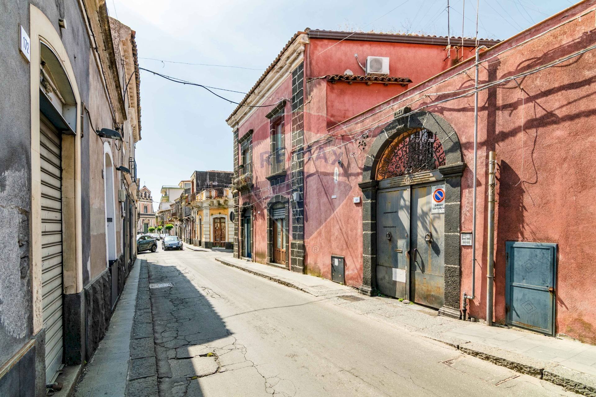 Edificio all\'aperto - Apartment via Etnea
 
189, Mascalucia - photo 1