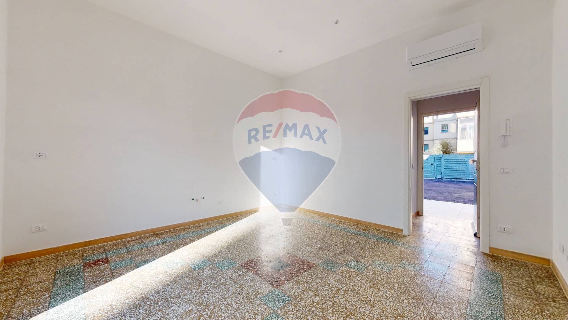 Stanza vuota - Shop Via Aurelia sud
125, Viareggio - photo 2