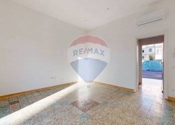 Stanza vuota - Shop Via Aurelia sud
 
125, Viareggio - photo 2