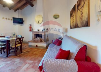 Sala da pranzo - Bilocale Borgo Jacopone
 
18, Collazzone - foto 3