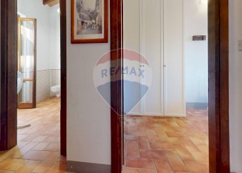 Hall / corridoio - Bilocale Borgo Jacopone
 
18, Collazzone - foto 18