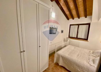 Camera / camera da letto - Bilocale Borgo Jacopone
 
18, Collazzone - foto 24