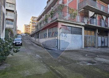 Edificio all\'aperto - Warehouse Via del Bosco
324, Catania - photo 3