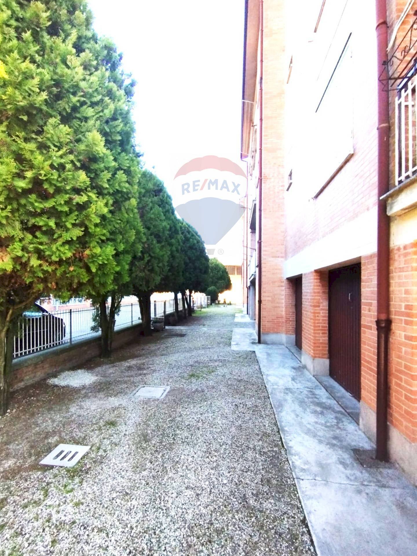 Edificio all\'aperto - Quadrilocale Via Mario Bisi
12, Ferrara - foto 3