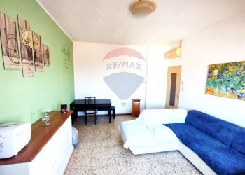 Soggiorno - Quadrilocale Via Mario Bisi
 
12, Ferrara - foto 9