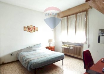 Camera / camera da letto - Quadrilocale Via Mario Bisi
 
12, Ferrara - foto 10