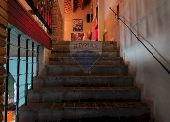 Scale - Locale Commerciale Vigarano Mainarda - foto 24