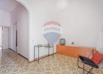 Corridoio - Trilocale Borgo Venti Marzo
 
1, Parma - foto 3