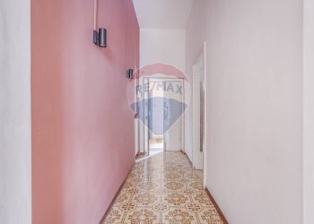 Hall / corridoio - Trilocale Borgo Venti Marzo
 
1, Parma - foto 20