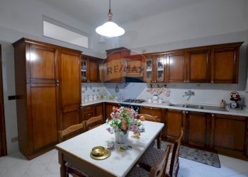 Cucina - Three-room apartment VIA AMALFI
 
3, Savona - photo 2
