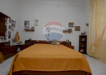 Camera / camera da letto - Three-room apartment VIA AMALFI
 
3, Savona - photo 7