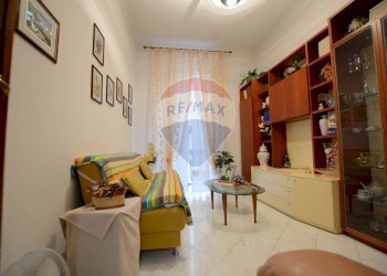 Soggiorno - Three-room apartment VIA AMALFI
 
3, Savona - photo 12