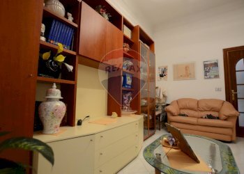 Soggiorno - Three-room apartment VIA AMALFI
 
3, Savona - photo 14