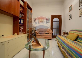 Soggiorno - Three-room apartment VIA AMALFI
 
3, Savona - photo 15