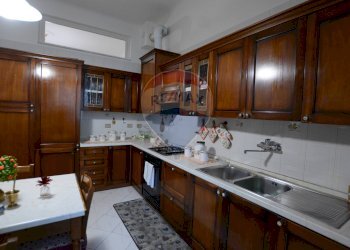 Cucina - Three-room apartment VIA AMALFI
 
3, Savona - photo 26