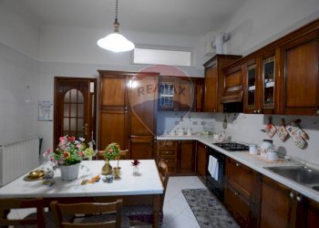 Cucina - Three-room apartment VIA AMALFI
 
3, Savona - photo 27