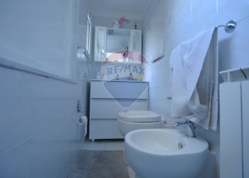 Bagno - Three-room apartment VIA AMALFI
 
3, Savona - photo 30