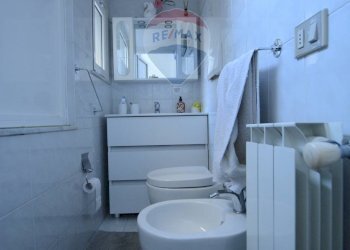 Bagno - Three-room apartment VIA AMALFI
 
3, Savona - photo 31