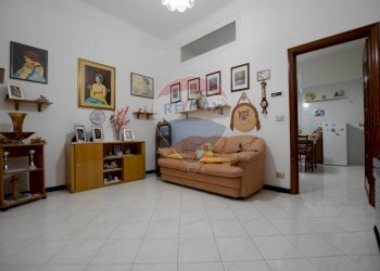 Soggiorno - Three-room apartment VIA AMALFI
 
3, Savona - photo 34