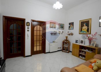 Soggiorno - Three-room apartment VIA AMALFI
 
3, Savona - photo 36